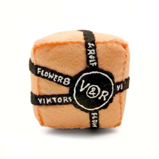 Viktor and Rolf Flowerbomb