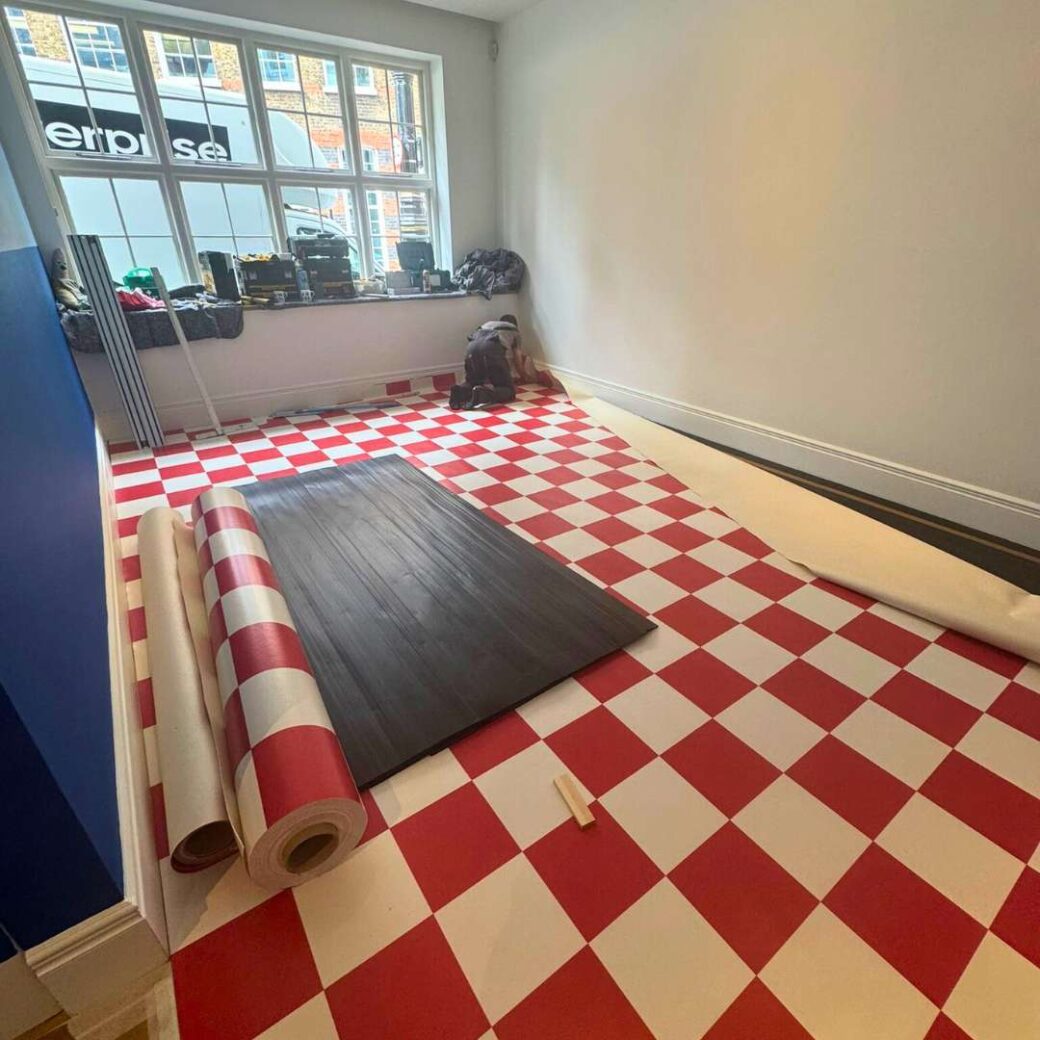 Lucy Sparrow - Sew your Soul