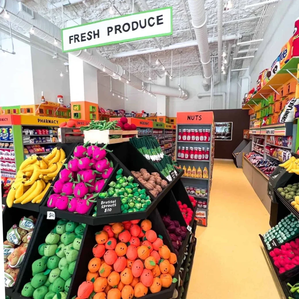 Lucy Sparrow - Sew your Soul