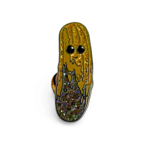 Pickle Enamel Pin - Lucy Sparrow - Sew your Soul