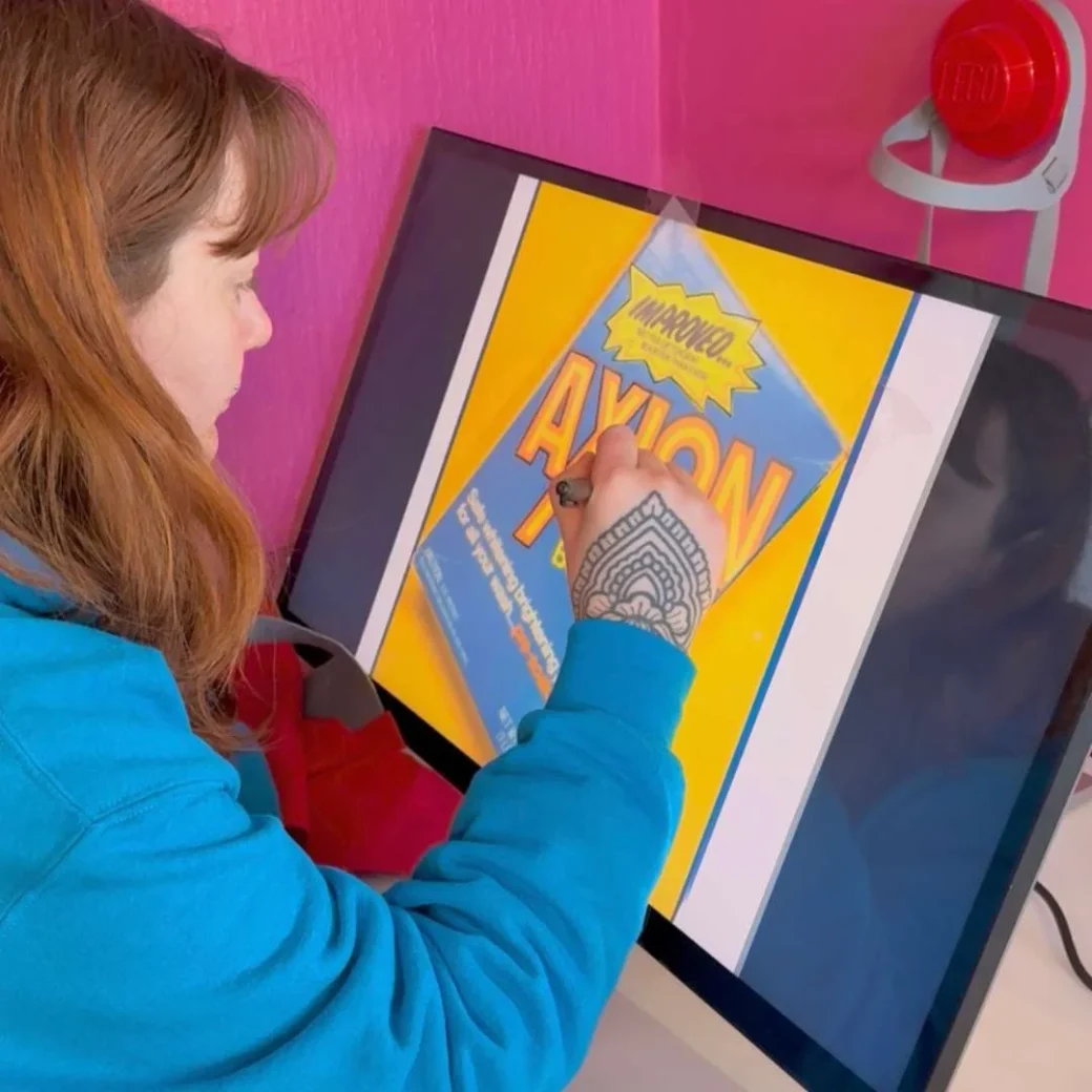 Lucy Sparrow - Sew your Soul