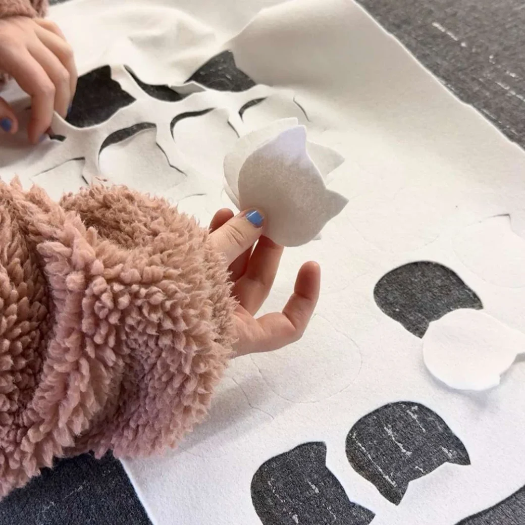 Lucy Sparrow - Sew your Soul